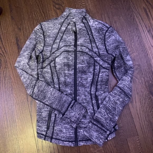 Excellent condition Lululemon 🍋 Define Jacket Size 6 - Picture 6 of 13